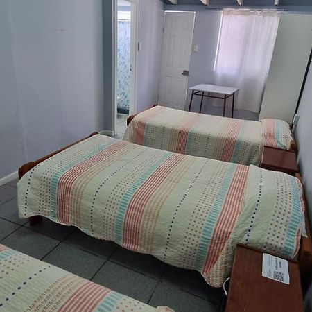 לה סרנה Hostal Amunategui מראה חיצוני תמונה
