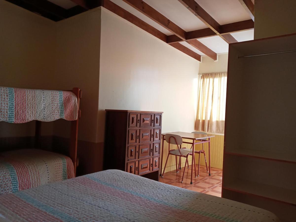לה סרנה Hostal Amunategui מראה חיצוני תמונה