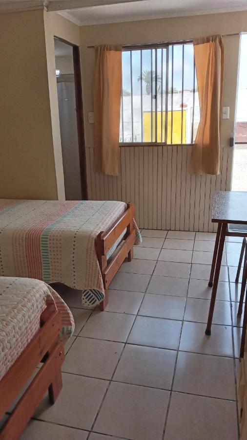 לה סרנה Hostal Amunategui מראה חיצוני תמונה